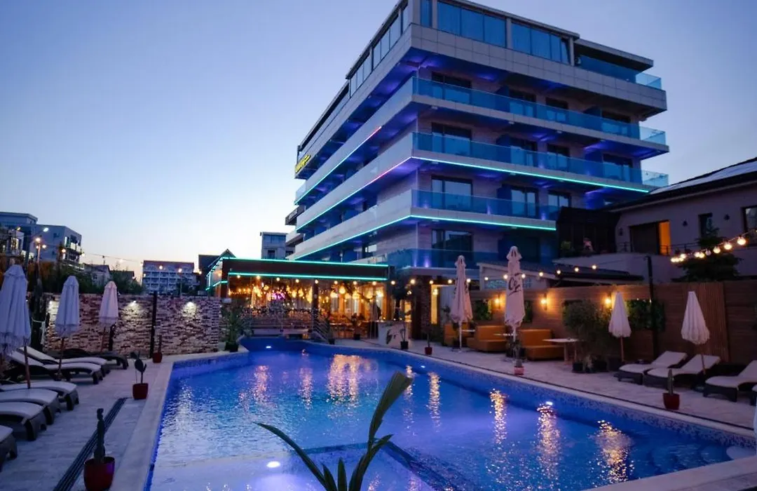 Almar Luxury-1