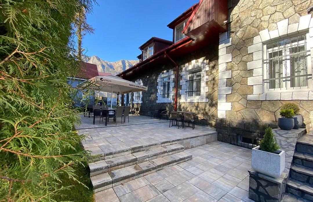 Royal Inn Busteni-Adults Only-1