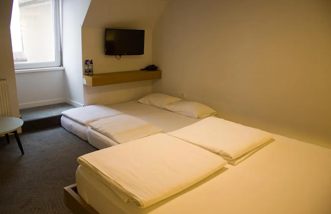 Hotel Silva-1