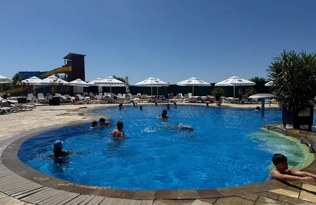 Primera Dru Hotel&Spa-1