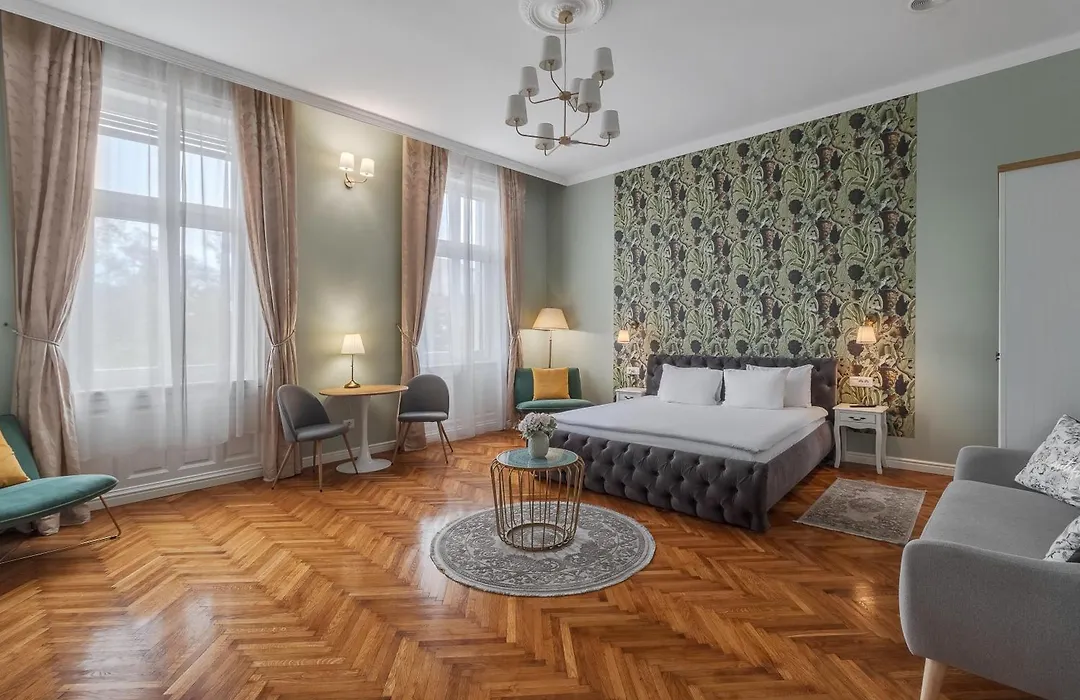 Central Park Rooms-1