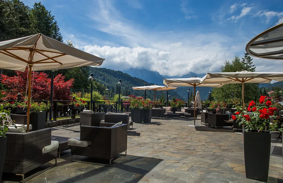 Lux Garden Hotel-1