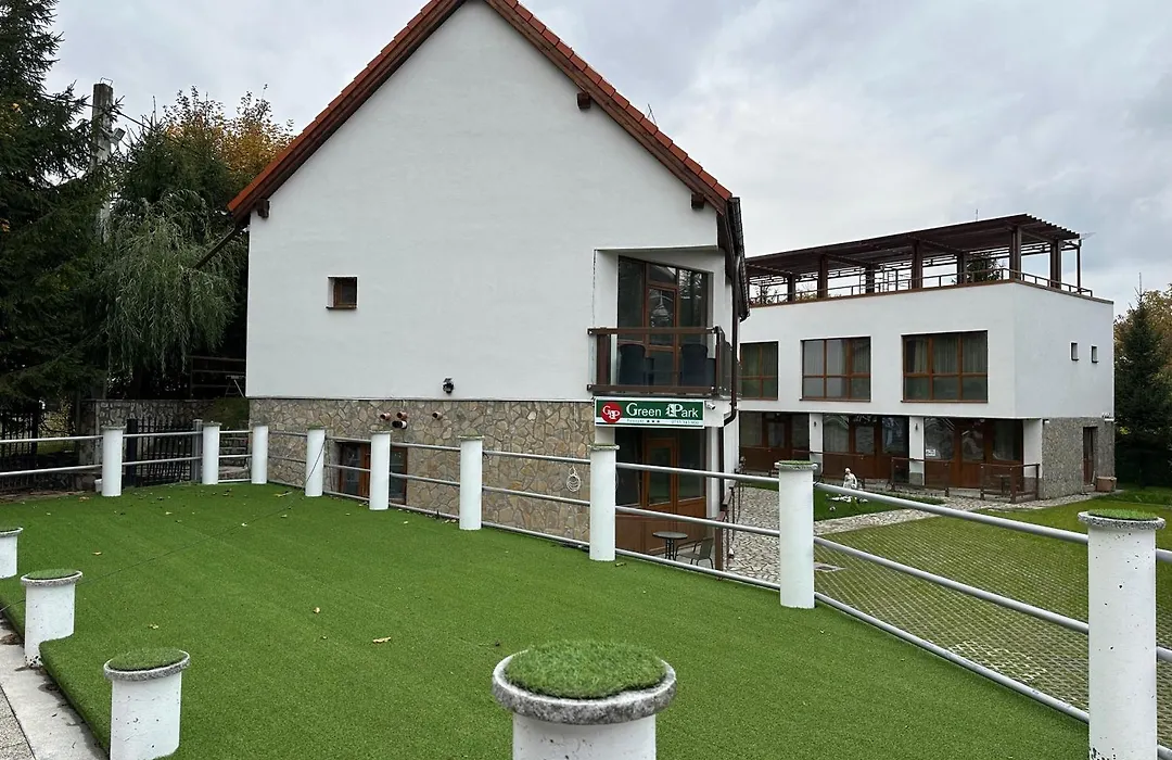 Pension Green Park-1