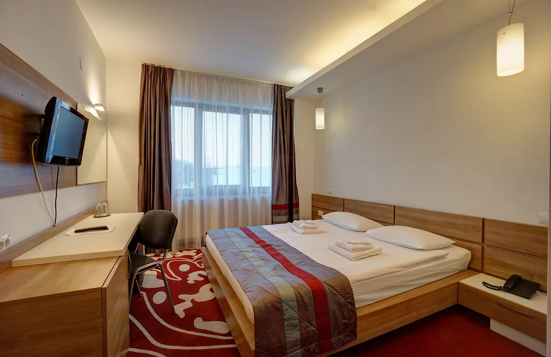 Hotel Ave Lux-1