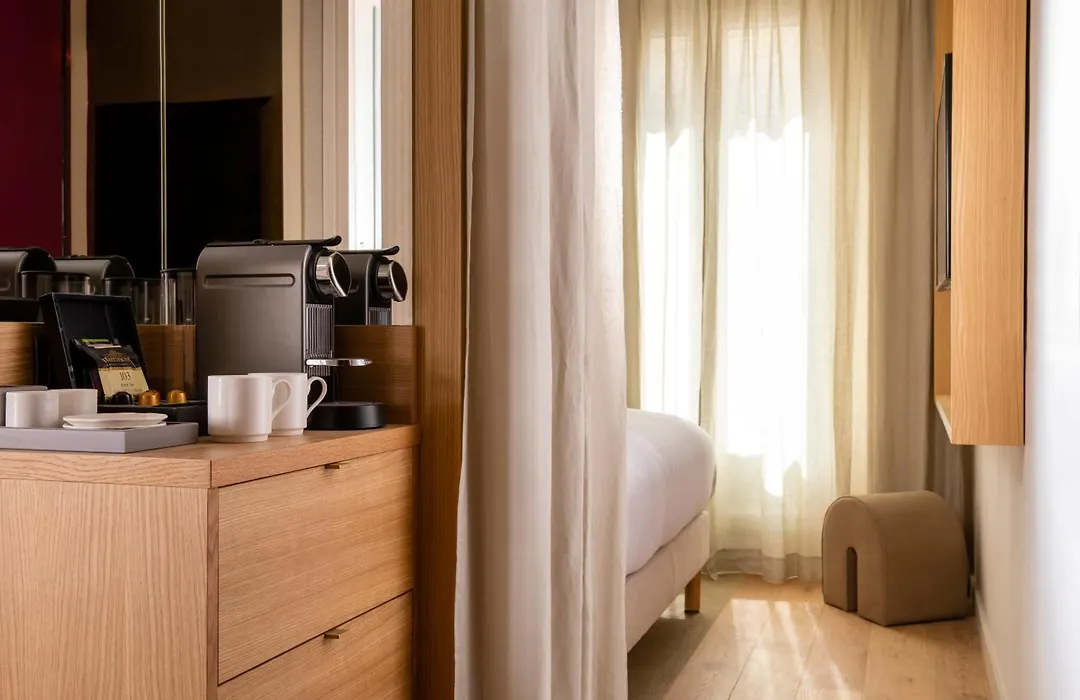 Hotel Beige-1