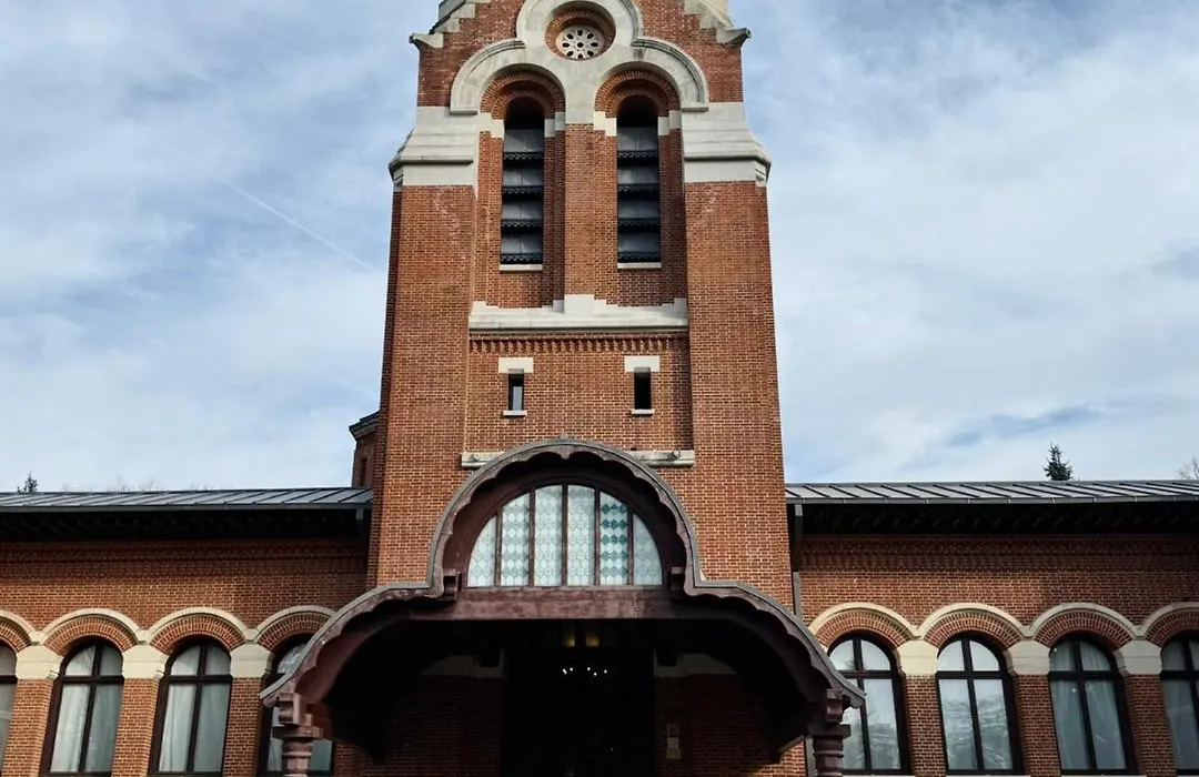 Pensiune Montana-1