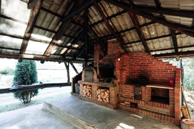 Complex Moara Hucului-1