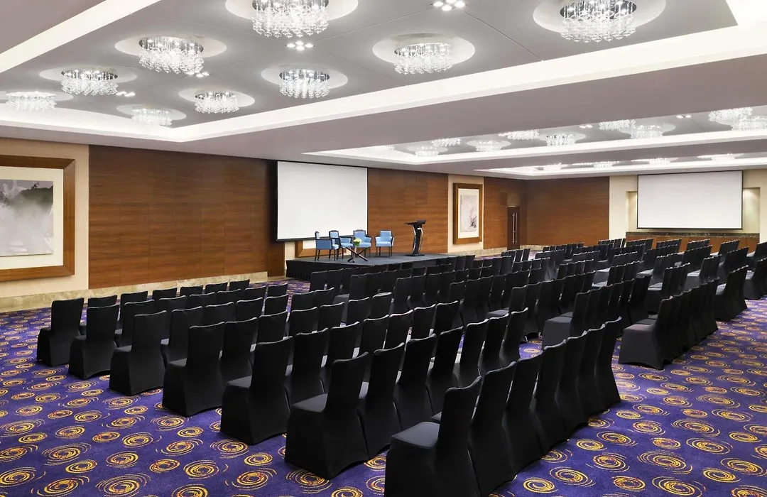Moevenpick Hotel Jumeirah Beach-1