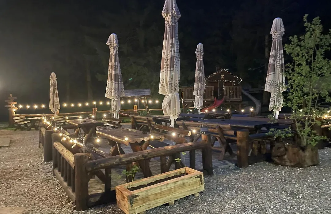Cabana Conacul Ursului-1