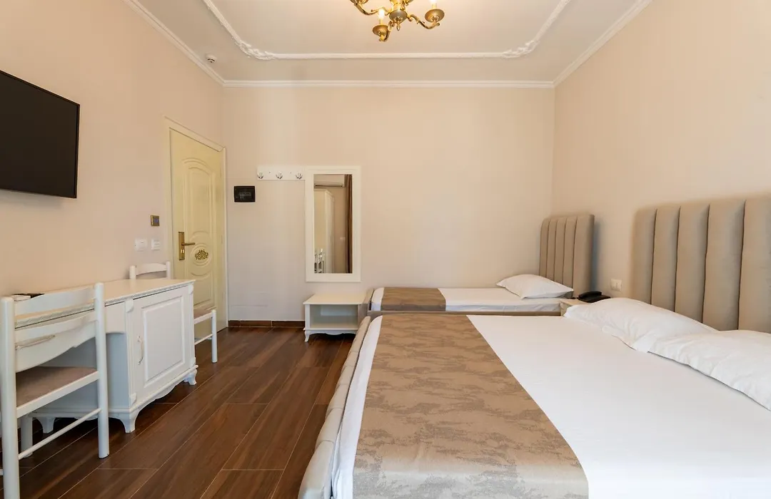Hotel Vila Mare-1