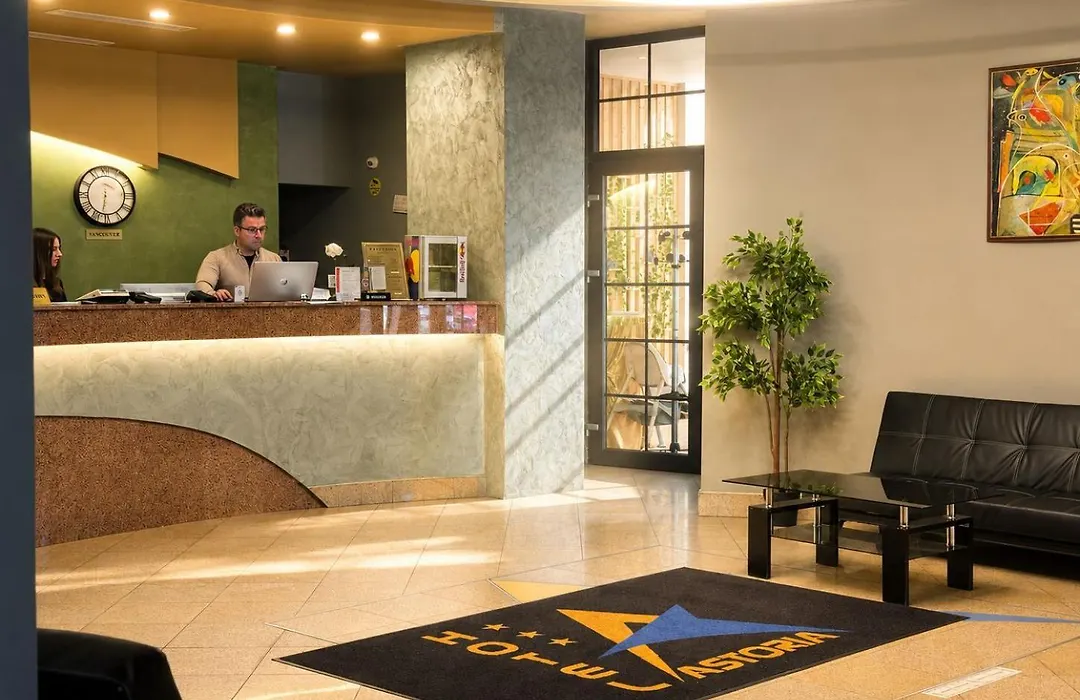 Hotel Astoria City Center-1