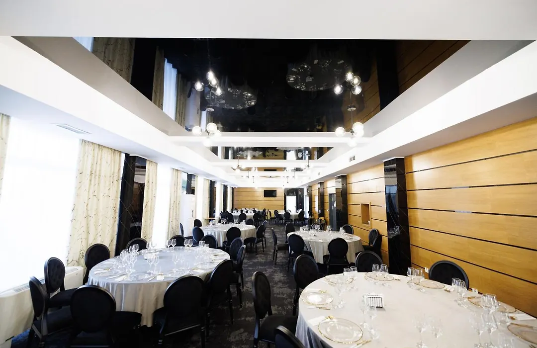 Hotel Mariss-1