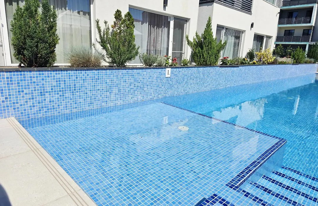 Bunga Bunga Resort Mamaia Nord-1