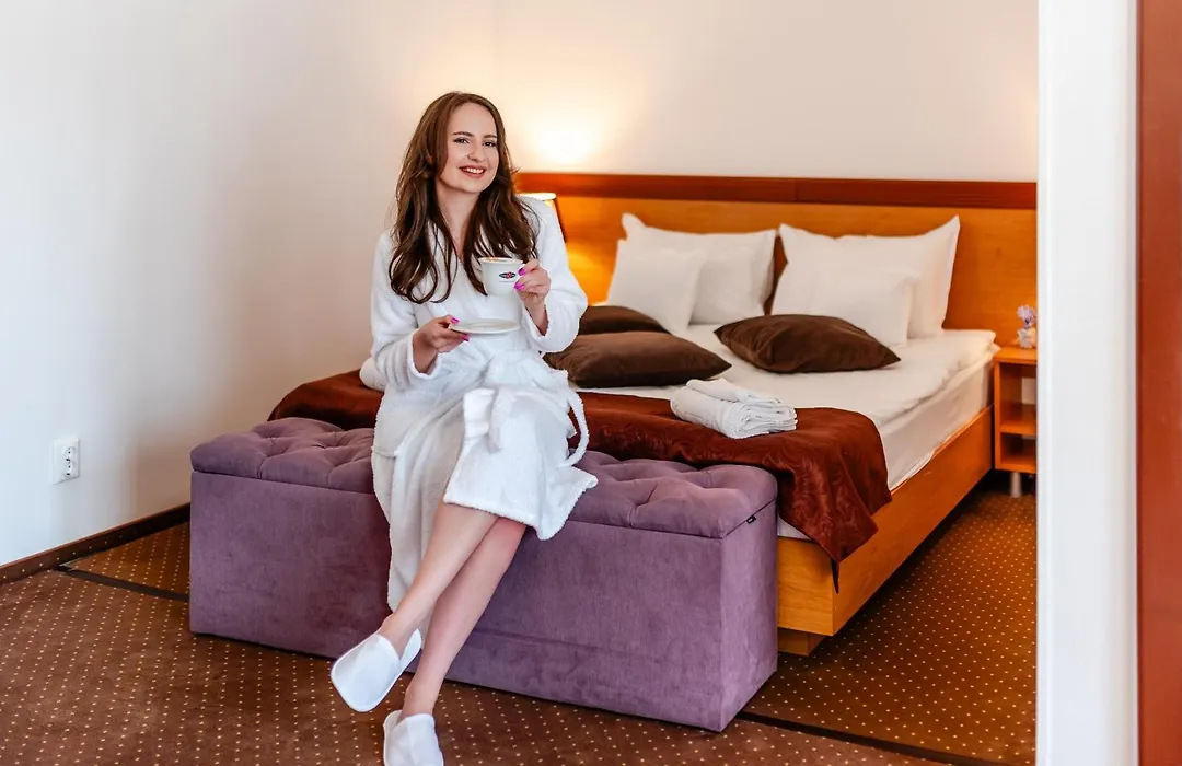 Hotel Regal-1
