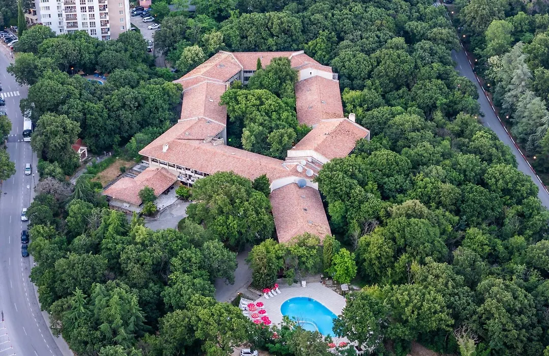 Hotel Preslav-1