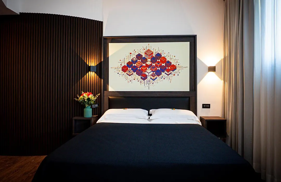 Twentyone Hotel-1
