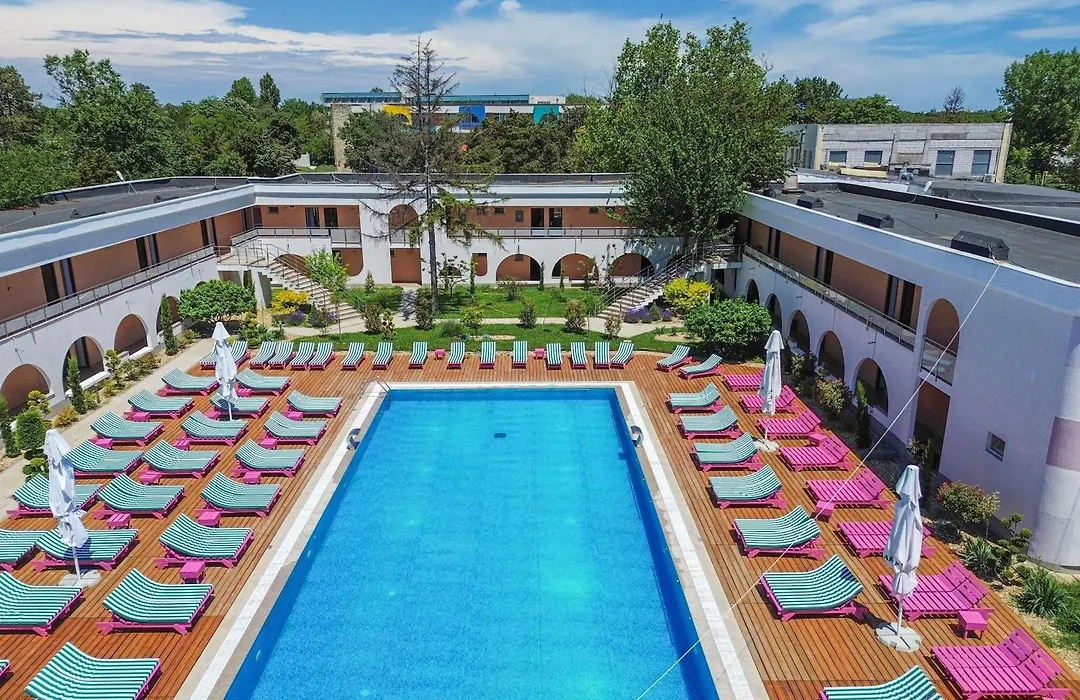 Ibis Styles Venus-1