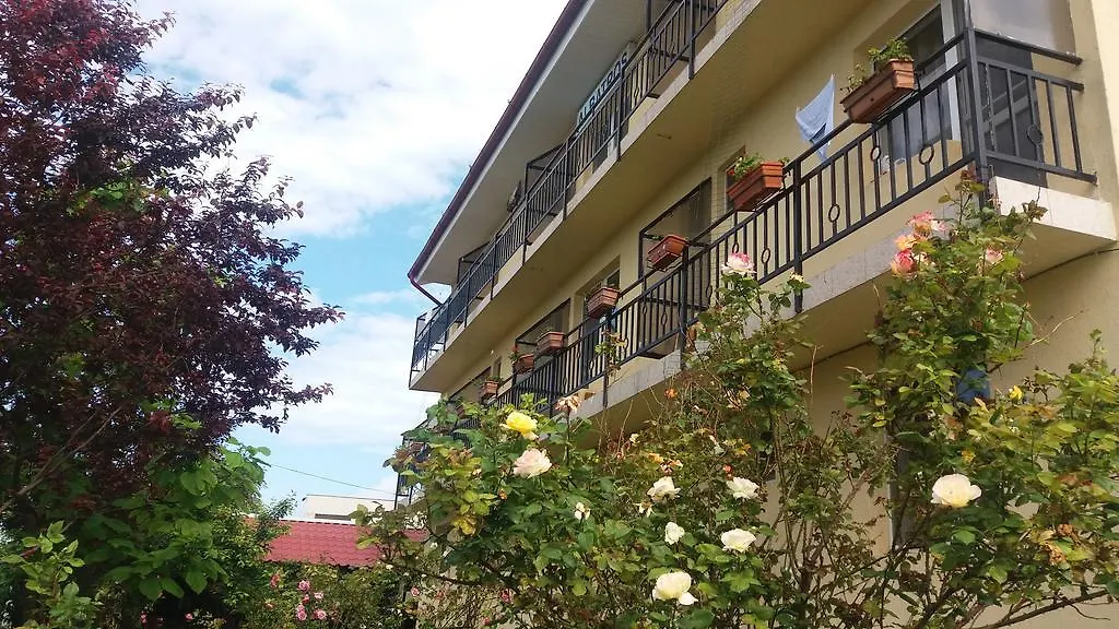 Vila Albatros-1