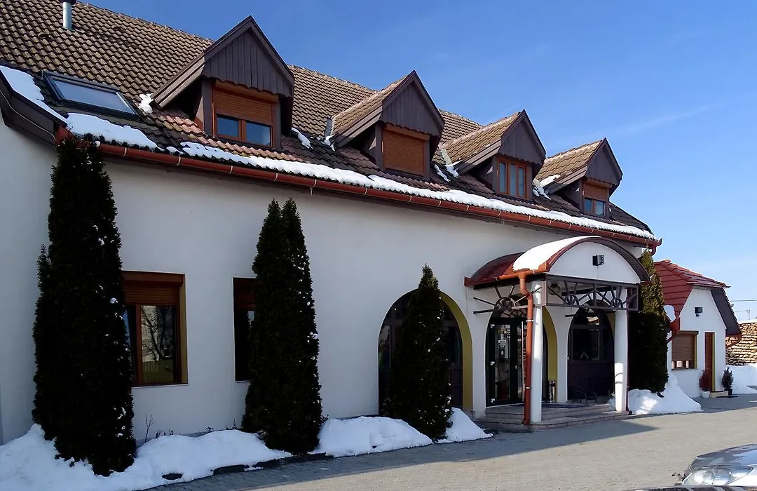 Prince Hotel-1