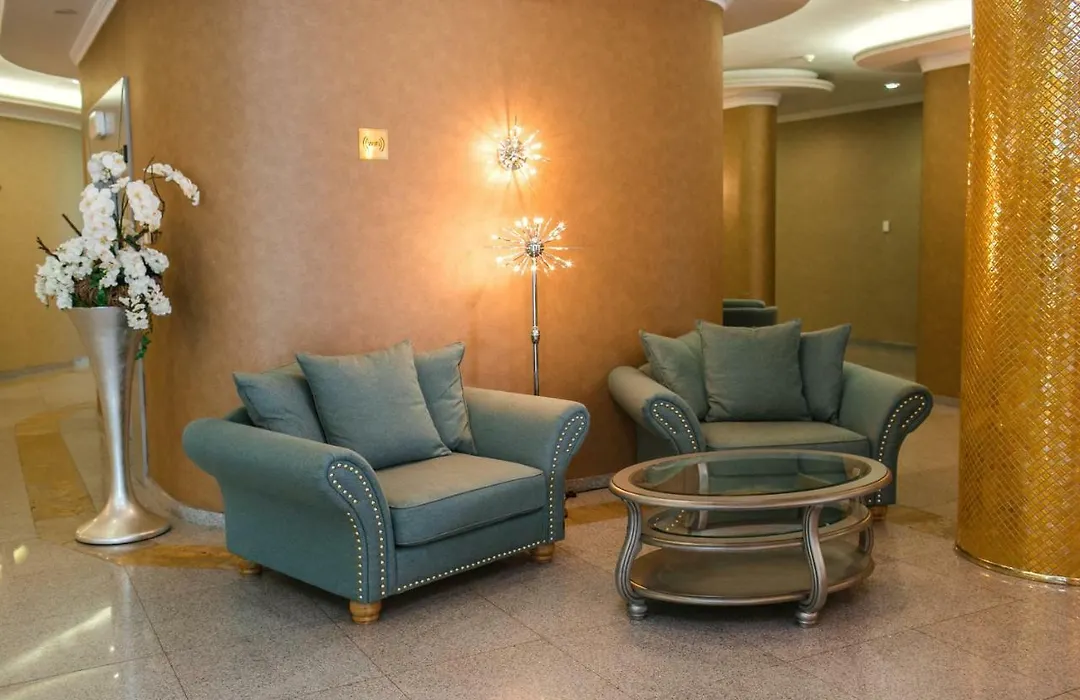 Hotel International-1