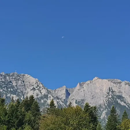 Pensiunea Luna-3
