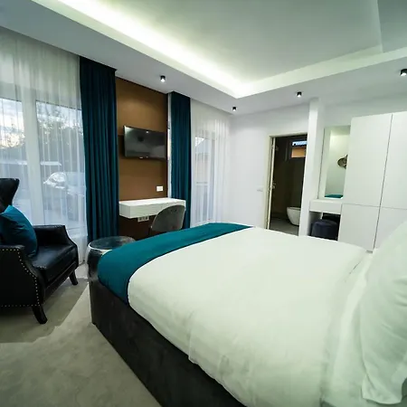 Velvet Home-3