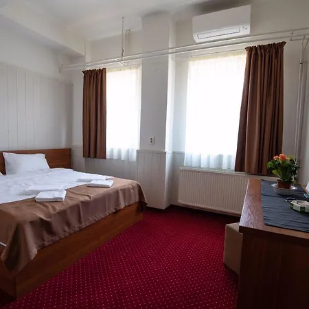 Nepliget Hotel-2