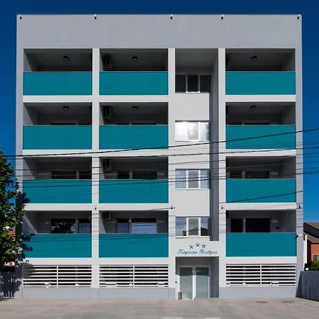 Turquoise Boutique Mamaia Nord-3