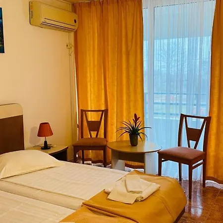 Hotel Cerna-3