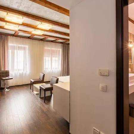 Vendi Grand Square Residence-2