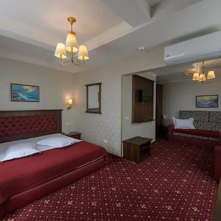 Hotel Golden Palace-3