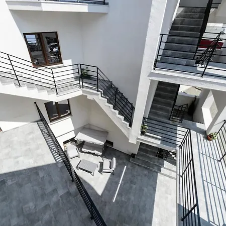 Toma Residence-3