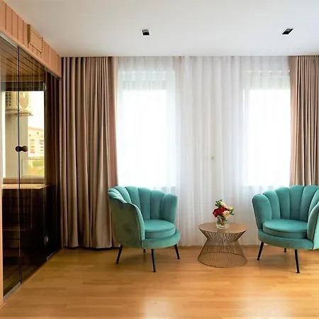 Hotel Glory-2