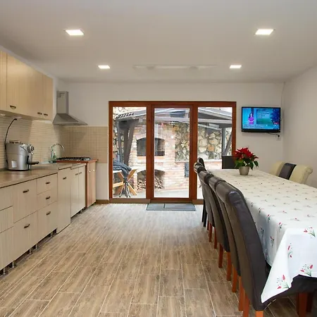 Casa dintre Brazi Hunedoara-2