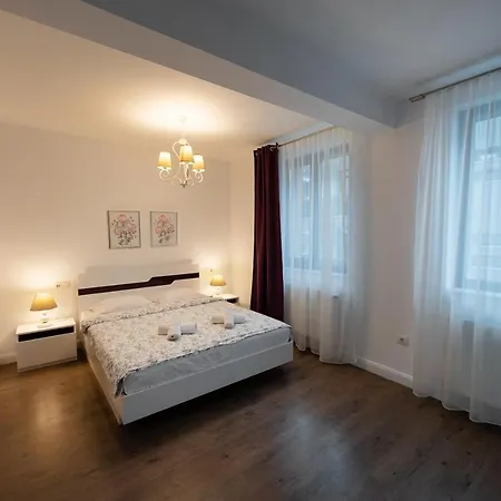 Tonitza Apartments-2