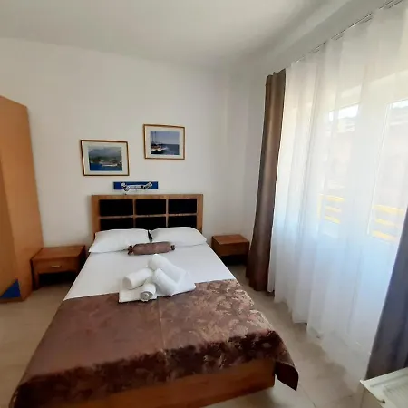 Vila Karla-2