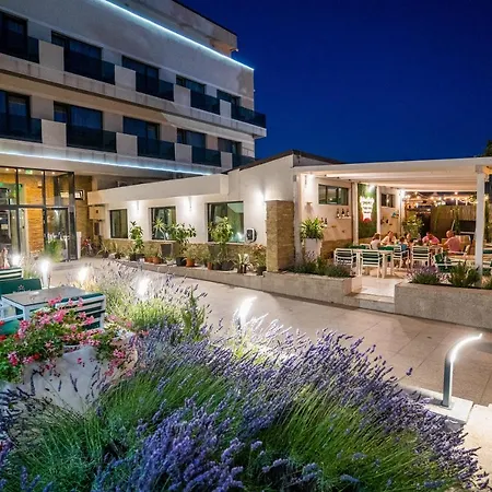 Hotel Prestige-3