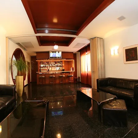 Savoy Hotel-2