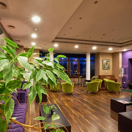 Yantra Grand Hotel-2