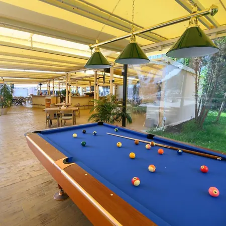 Hotel Glarus Beach& Aqua Park-3