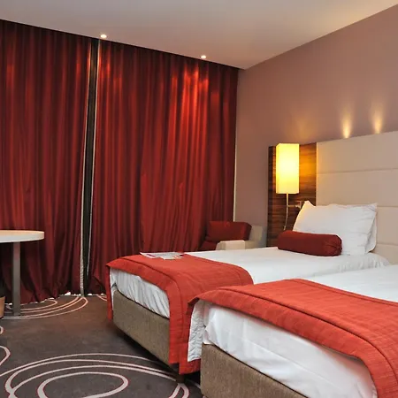 Hotel Ramada Pitesti-3