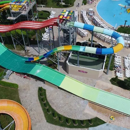 Aqua Nevis Hotel & Aqua Park-2