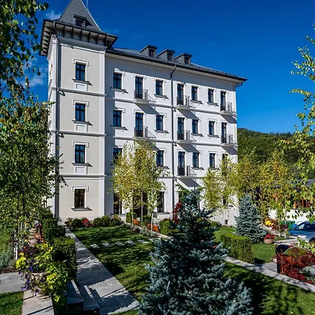 Hotel Carolin-2