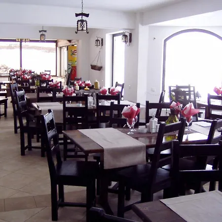Taverna Pietrei Craiului-3