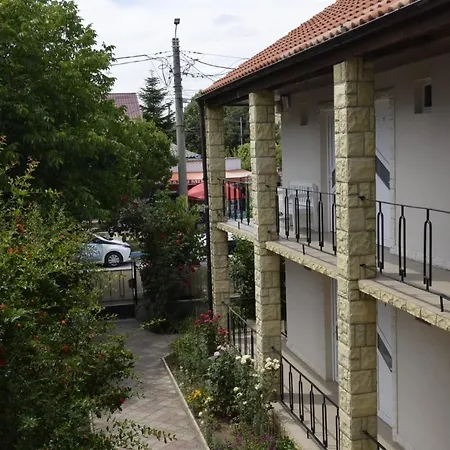 Vila Rara-3