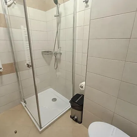C&C Mamaia Studio-2