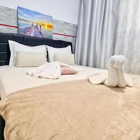 Kyd House Studiouri si apartamente la 100 de m de plaja Debarcader-3