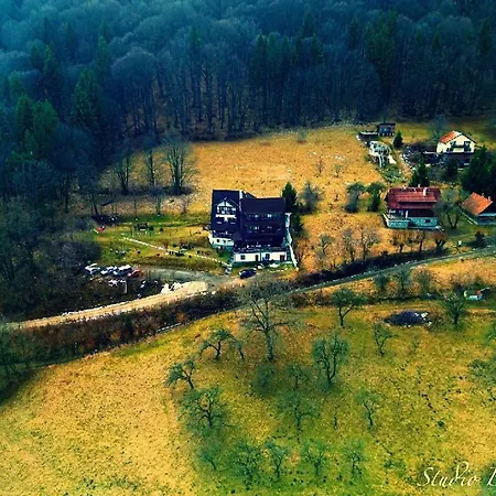 Pensiunea Ursuleț Bran-3
