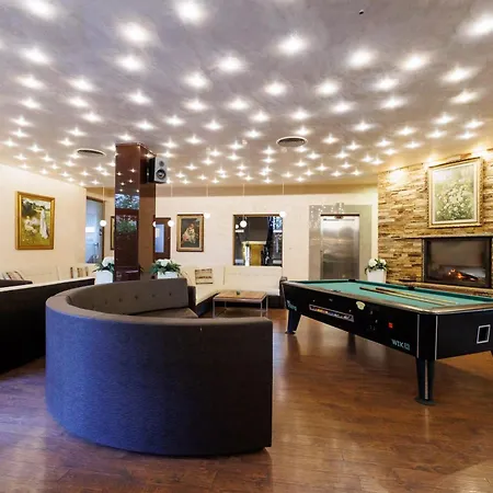 Green Wood Hotel & Spa-3