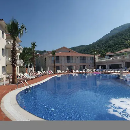 The Blue Lagoon Deluxe Hotel-2